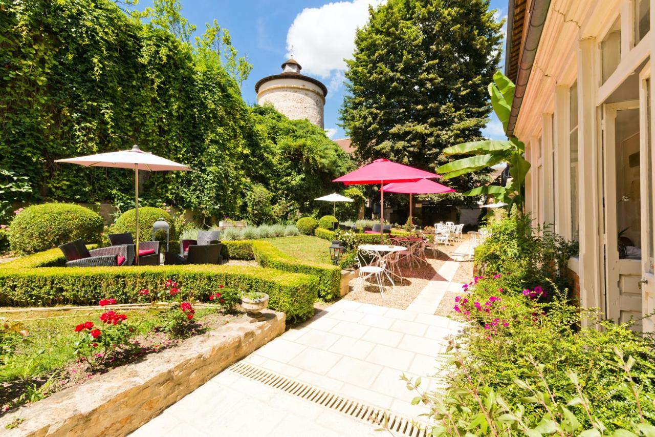Hotel Montespan Bourbon-l'Archambault Exterior photo